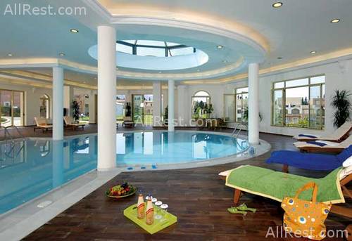Pilot Beach Hotel 24